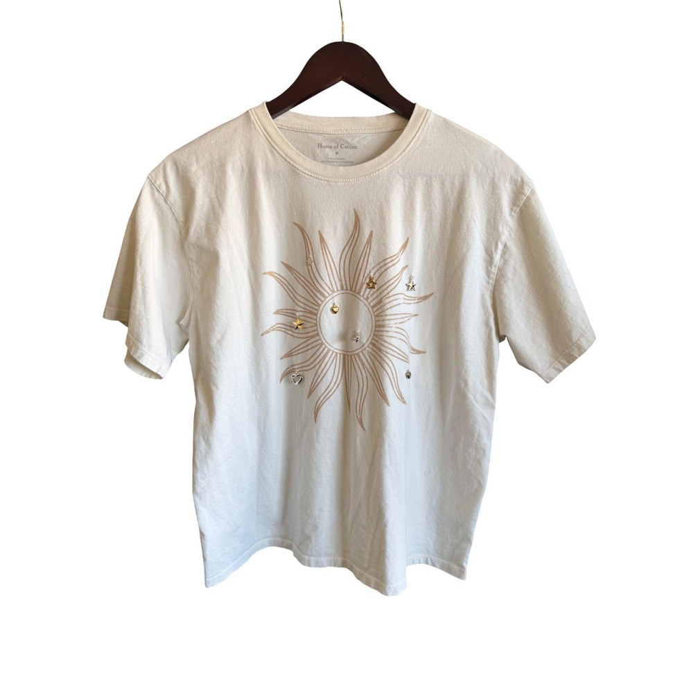 House of Cotton Sun Graphic T-Shirt with Jewelry Charms White Medium